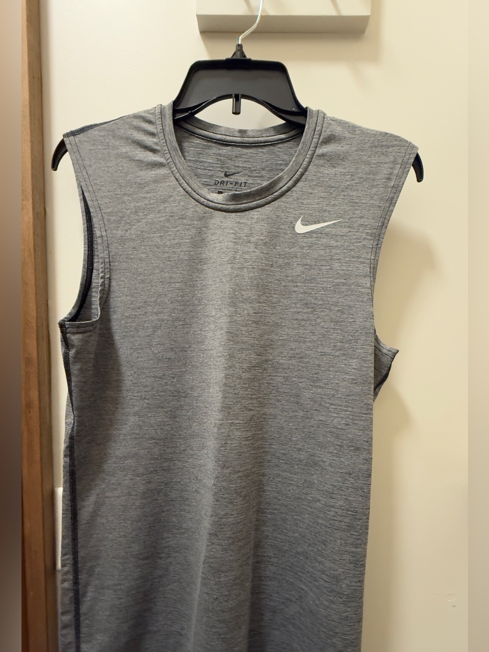 Nike Men’s Gray Sleeveless Dri-FIT Training Tank